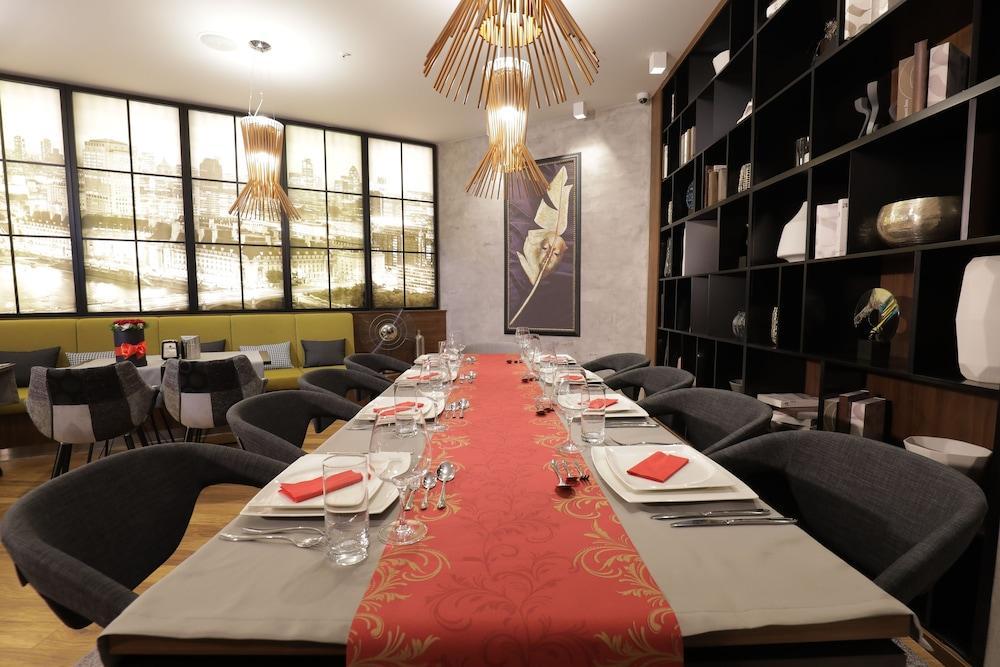 Hotel Panoramika Design & Spa Скопие Екстериор снимка