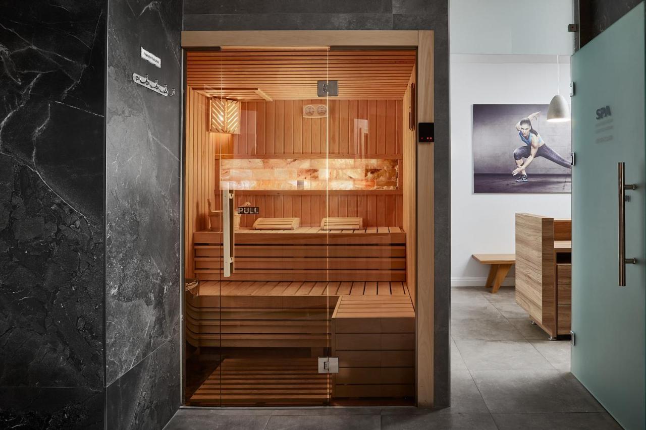 Hotel Panoramika Design & Spa Скопие Екстериор снимка