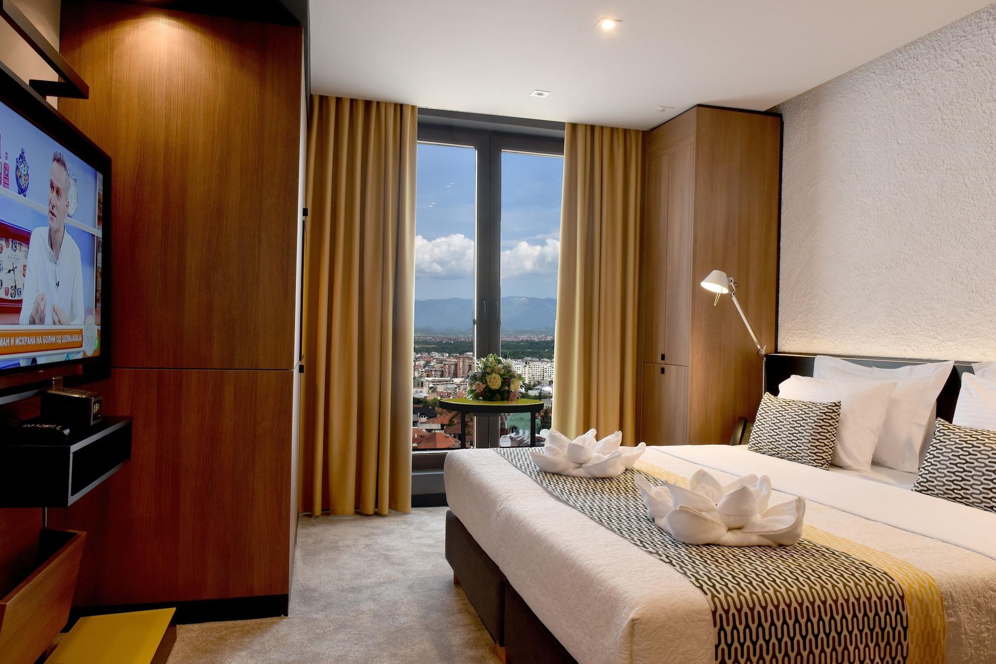 Hotel Panoramika Design & Spa Скопие Екстериор снимка