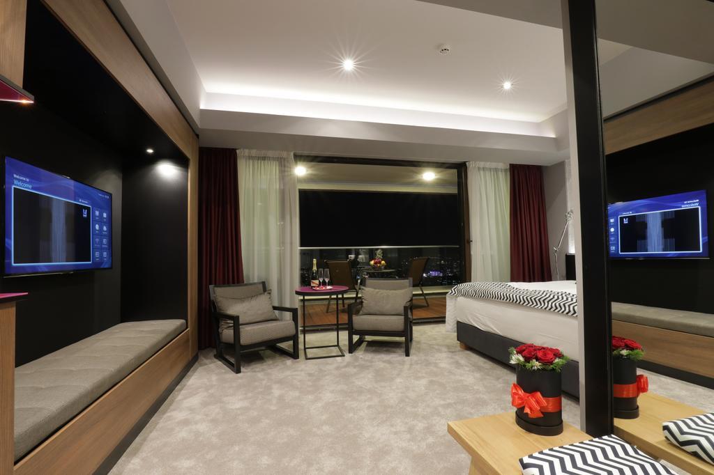 Hotel Panoramika Design & Spa Скопие Екстериор снимка