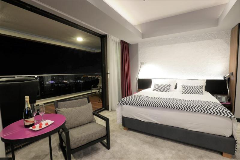 Hotel Panoramika Design & Spa Скопие Екстериор снимка