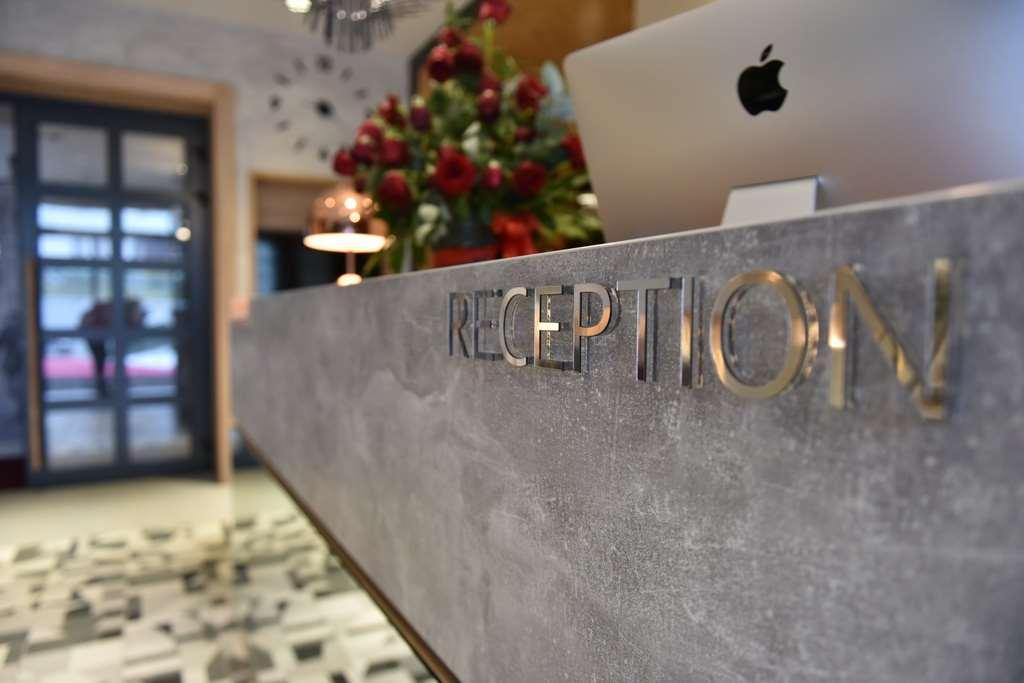 Hotel Panoramika Design & Spa Скопие Интериор снимка